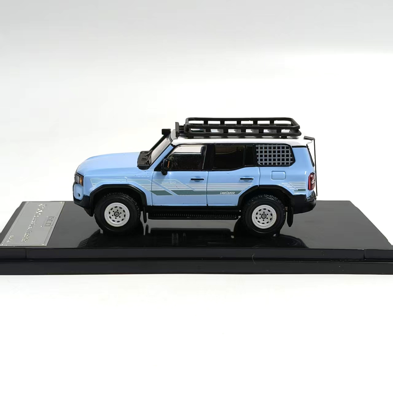Diecast DCM 1:64 Scale LC250 V - Vintage Collection ulasan dan harga