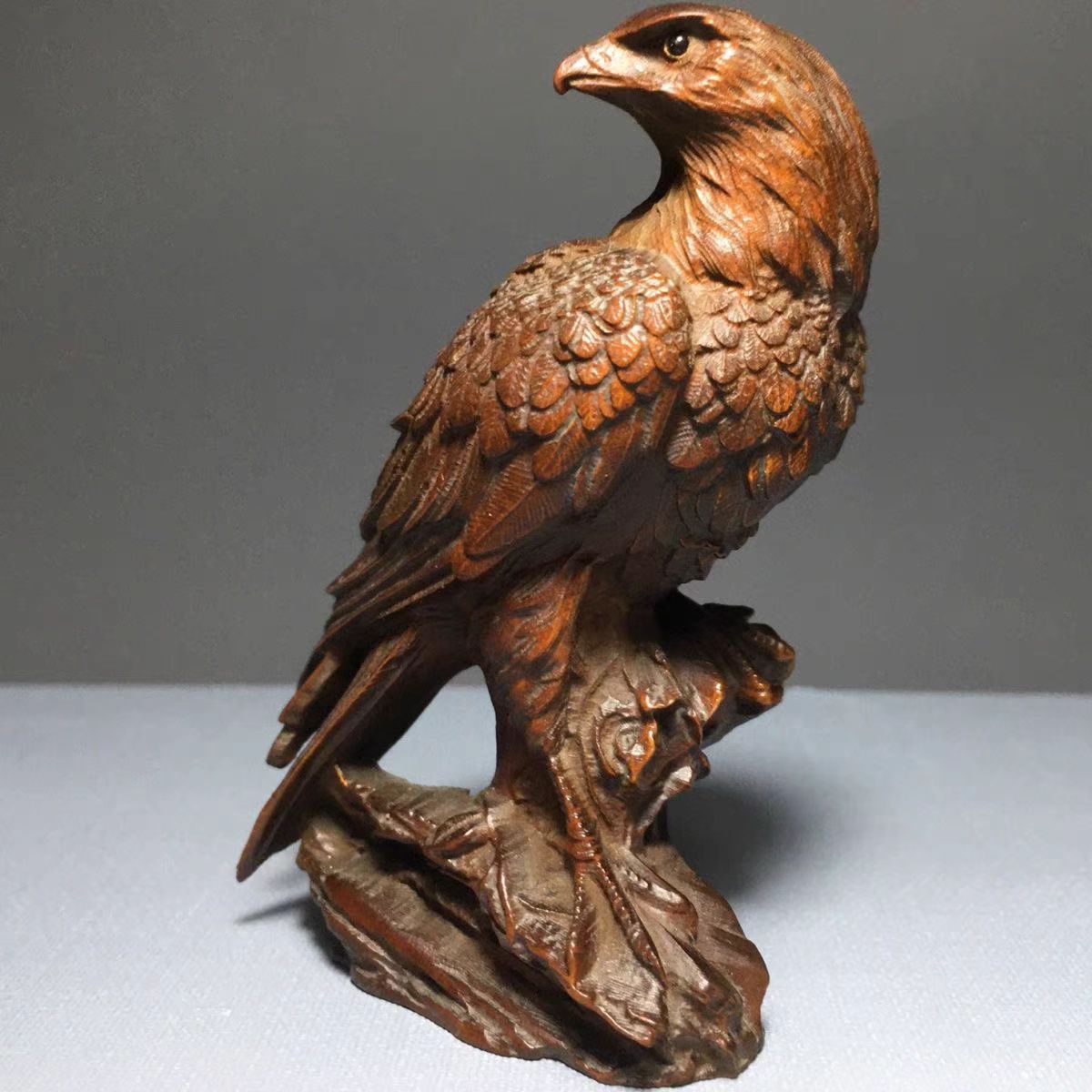 Solid Boxwood Carving Hawk Orn - Vintage Collectible Christmas Ornaments ulasan dan harga