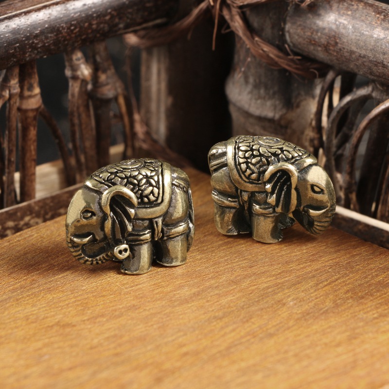 1 PC Cute Elephant Solid Brass - Vintage Collectible Christmas Ornaments ulasan dan harga