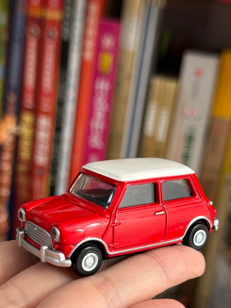 TOMY Premium Black Box 1:12 Sc - Vintage Collectible Toy Cars ulasan dan harga